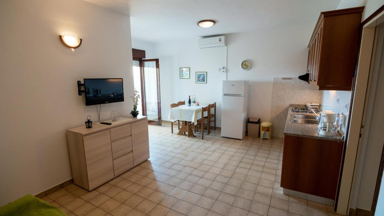 Apartments Dokovic Barbat na Rabu 외부 사진