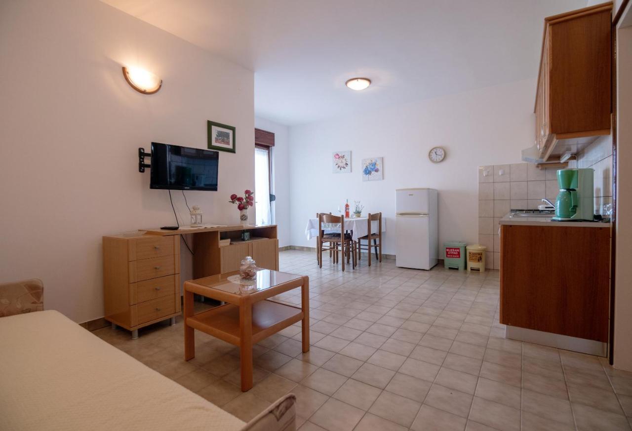 Apartments Dokovic Barbat na Rabu 외부 사진